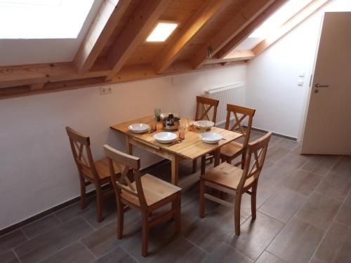 ATELIER IM STADTGARTEN direkt in Rottweil