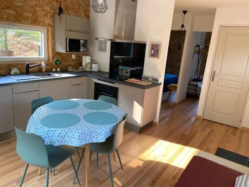 GITE CHALET BOIS