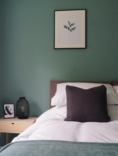 The Pavilion - Stunning, 4 Bedroom House with Free Parking