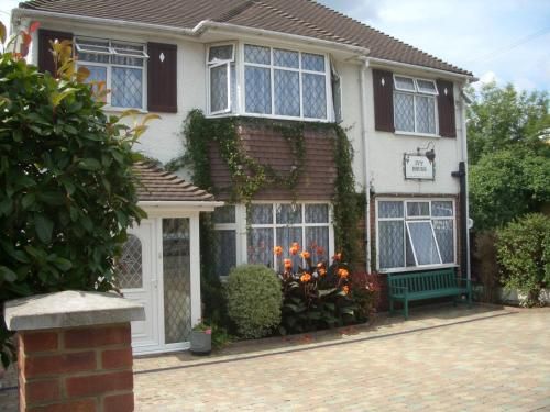 Ivy House