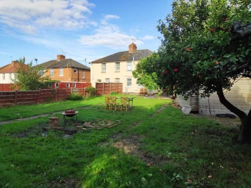 Worcester Town Home & Garden