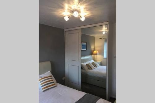 Comfy;PoundHill;Crawley Apartment near Gatwick and London
