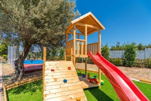 Outdoor Pictures 15