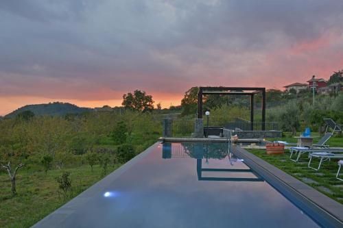 Outdoor Pictures 24