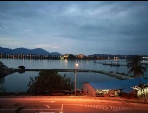 Marina Height Resort, Teluk Batik, Lumut
