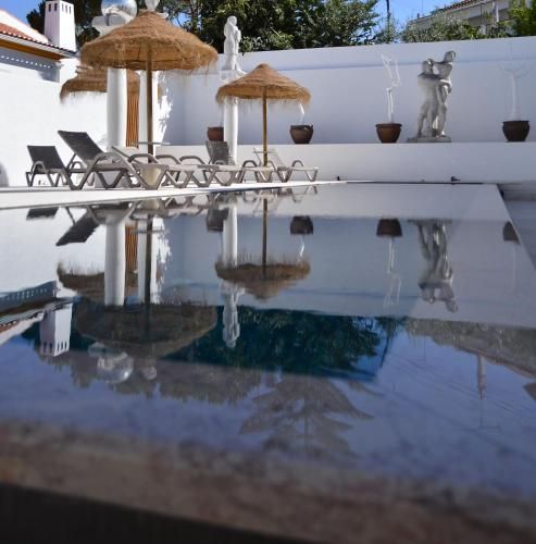 HOTEL S - ALOJAMENTO LOCAL