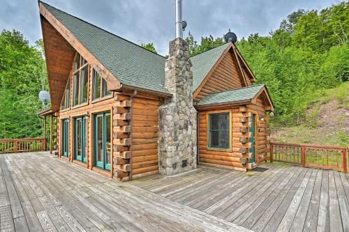 Catskills Home with Deck and Game Room 14 Mi to Ski!