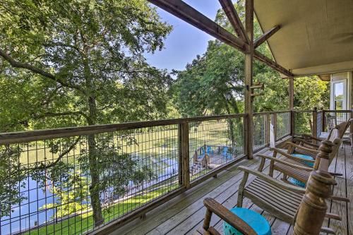 Seguin Retreat with Canoes on Guadalupe River!