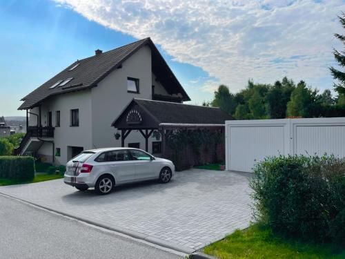 Ferienwohnung in ruhiger Waldrandlage