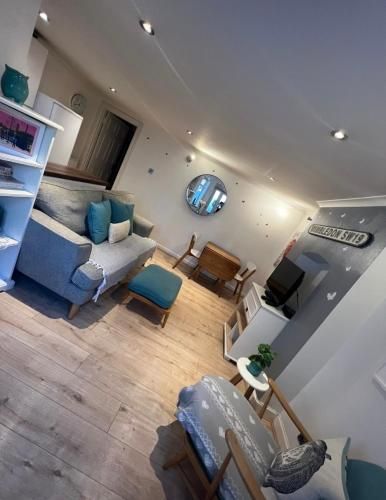 Modern, peaceful flat in the heart of Wimbledon