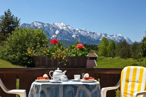 Outdoor Pictures 10