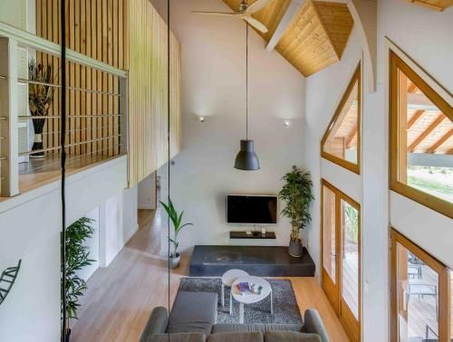 RED Cedar Villa Appartements