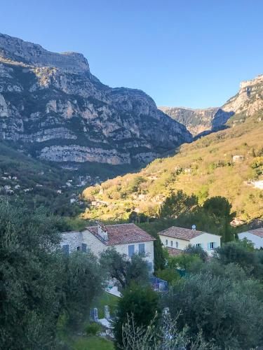 GRAND STUDIO ENTRE MER ET MONTAGNE