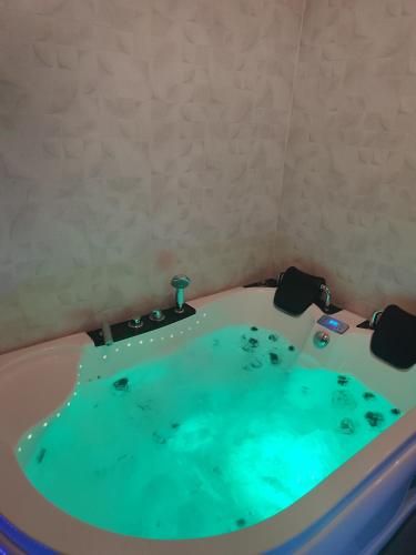 Valle del Ambroz, apartamento Buenavista con jacuzzi y jardín privado