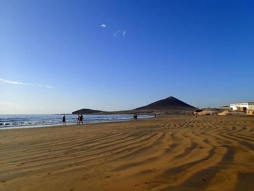 LOS BALOS 29, top level, spectacular ocean views, parking, wifi