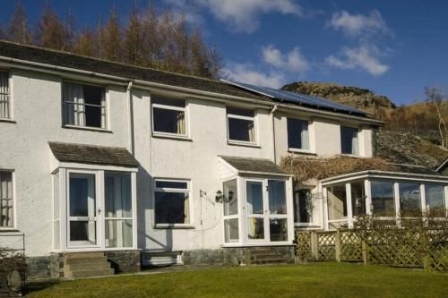 27 Thrang Brow, Chapel Stile