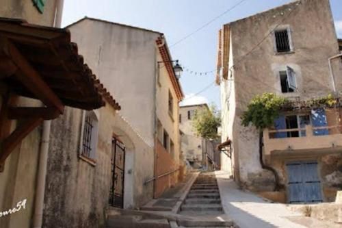 MAISON DE MAITRE 230M² EN PLEIN COEUR DU VILLAGE