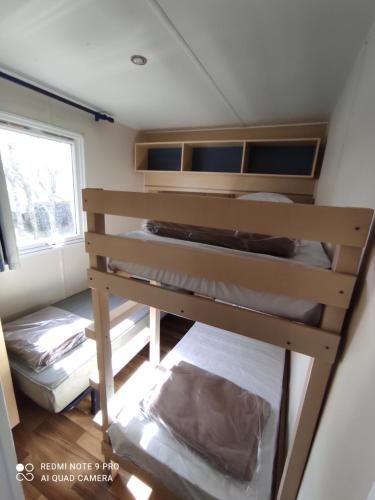 Mobil home 5-6 personnes - climatisé