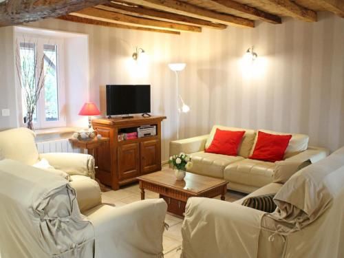 Gîte Cindré, 5 pièces, 8 personnes - FR-1-489-256