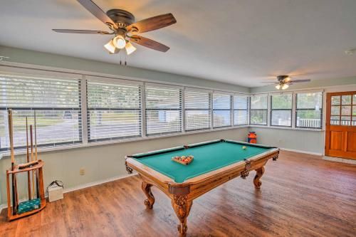 Gorgeous Waldo Home with New Dock on Santa Fe Lake!
