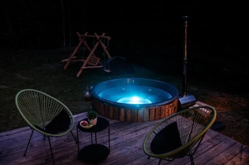 Outdoor Pictures 24