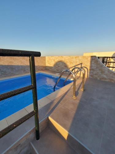 Ático dúplex precioso con piscina privada en Paraíso de Vera!
