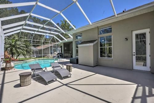 Large Upscale Home with Pool, 7 Mi to Beaches