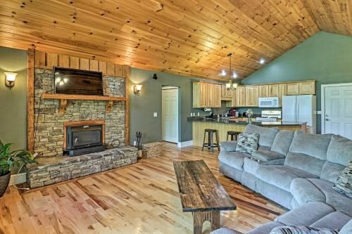 Private Bryson City Ranch Retreat with Mtn View