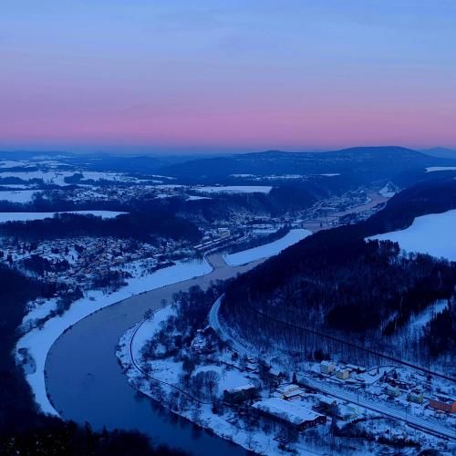 FeWo in ruhiger Lage am Wanderweg zum Lilienstein