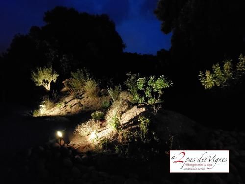 A 2 pas des vignes, hébergements et SPA à Châteauneuf du Pape, maison numéro 11