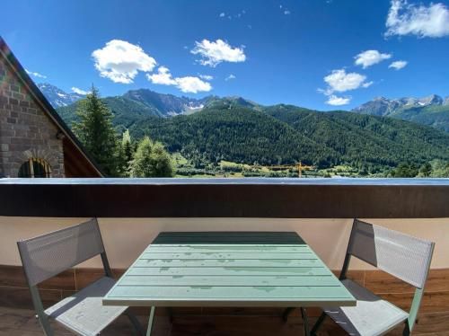 Outdoor Pictures 24