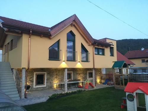 Outdoor Pictures 1