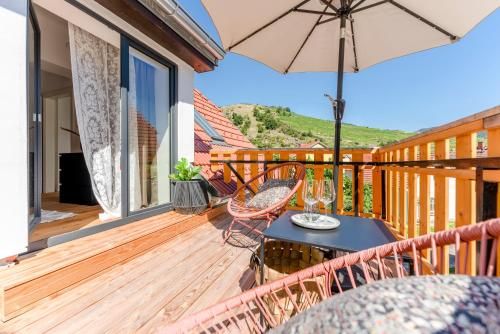 Outdoor Pictures 24