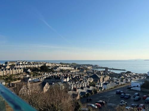 Uno - St Ives