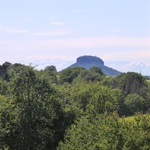 Auszeit mit Weitblick in der Sächsischen Schweiz - kleiner Bauernhof mit Tieren und Wallbox