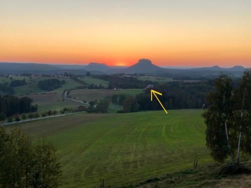 Auszeit mit Weitblick in der Sächsischen Schweiz - kleiner Bauernhof mit Tieren und Wallbox