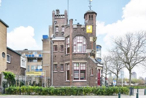 Hotel havenkantoor Hosted by wendy/Stadsherstel