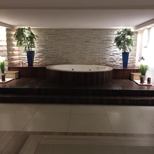 Apartamento a beira mar com piscina estilo resort