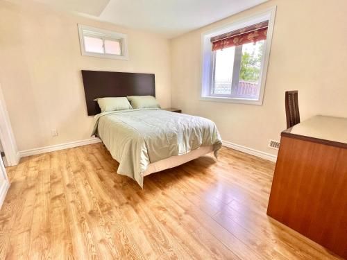 Cozy Richmond Hill Homestay