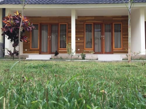 Outdoor Pictures 11
