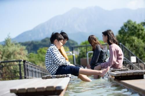 Outdoor Pictures 24