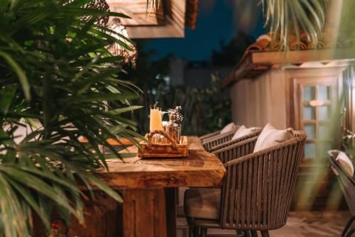 Outdoor Pictures 24