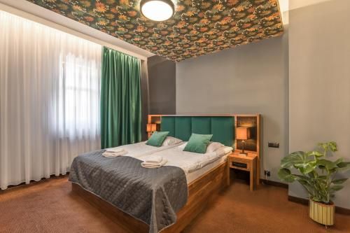 hotel-image