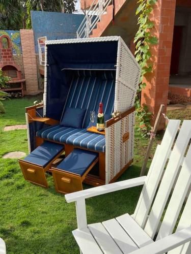 Outdoor Pictures 24
