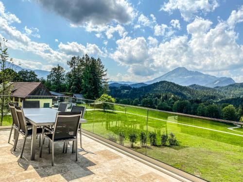 Outdoor Pictures 24