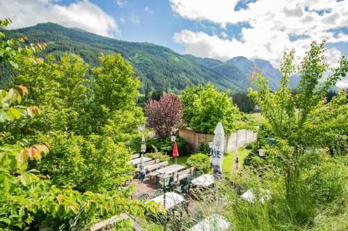 Outdoor Pictures 21