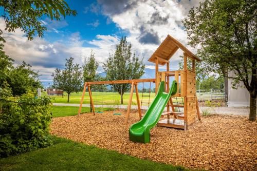 Outdoor Pictures 22