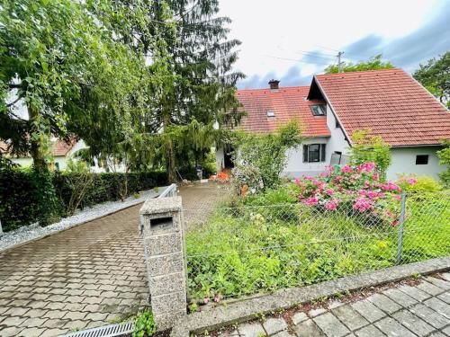 Outdoor Pictures 24