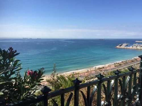 Espectacular Tarragona Corsini Apartment-2, en el centro, con parking