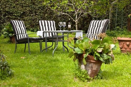 Outdoor Pictures 24